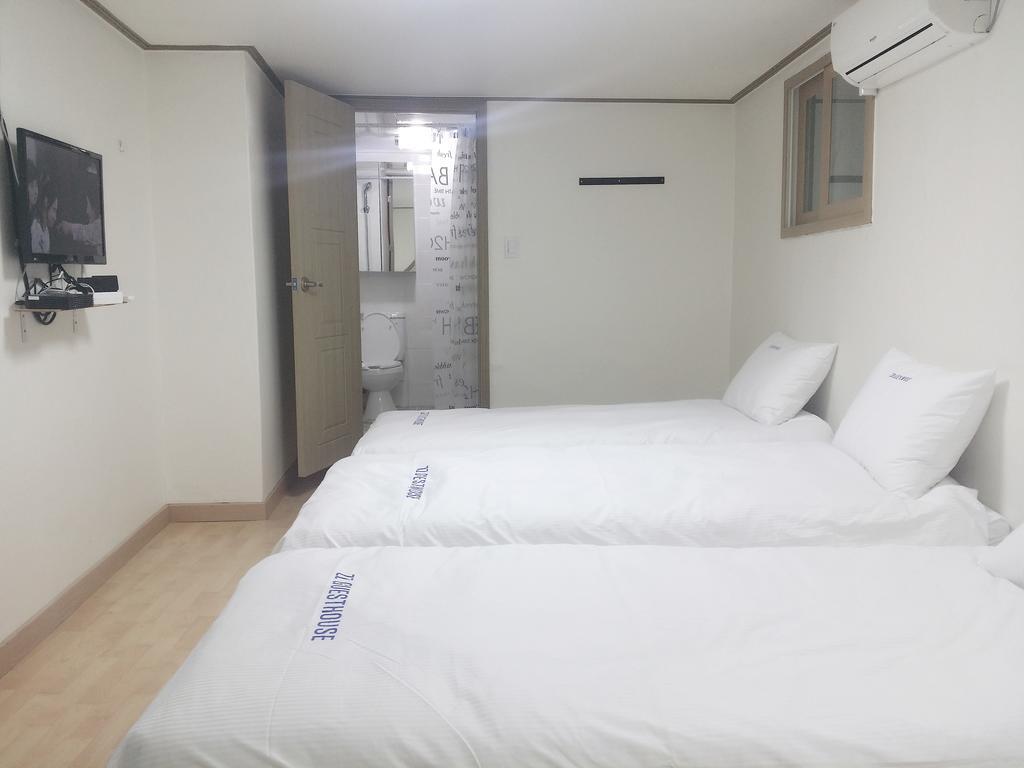 Myeongdong pensión Seúl Habitación foto